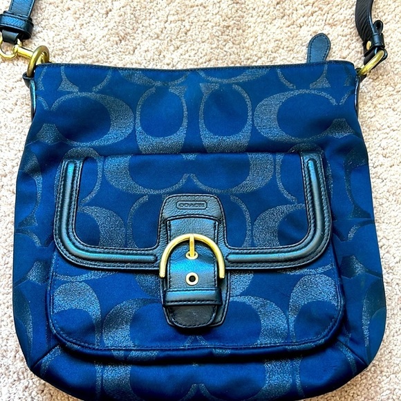 Coach crossbody purse - Picture 2 of 10